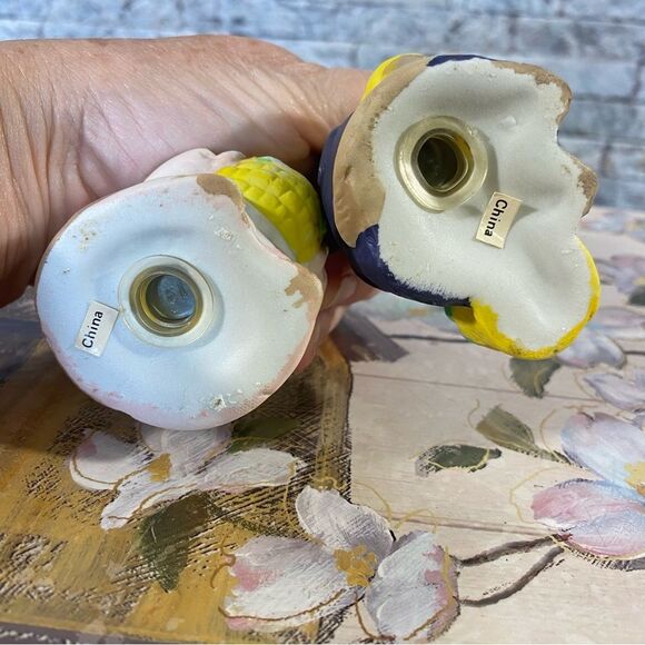 Vintage Salt & Pepper Shakers Country Mouse Couple Farmhouse Decor - Picture 3 of 5